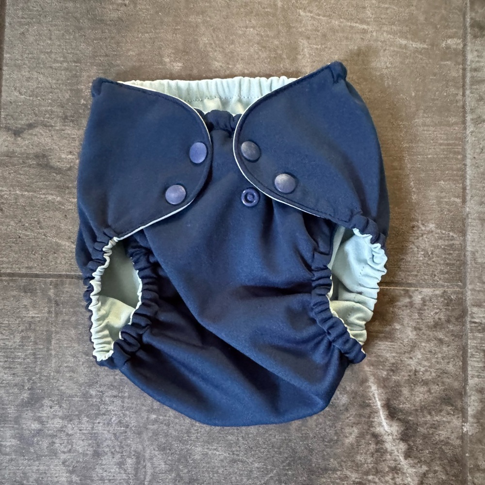 Esembly Size 2 Diaper Cover